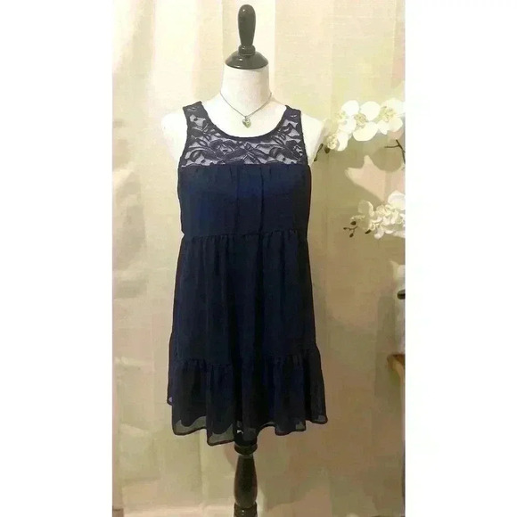 As U Wish Junior's Sleeveless Lace Babydoll Dress - Picture 5 of 7